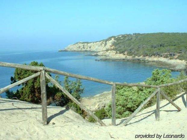 Hotel Le Palme Sant'Anna Arresi Bagian luar foto